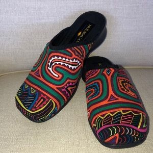 Mola Women’s Clogs Sz 8